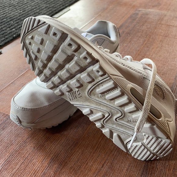 Nike Air Max - Picture 4 of 4